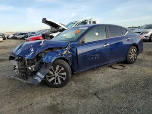 Nissan Altima S 2.5L 4 2020