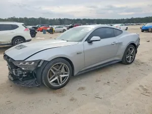Ford Mustang 5.0L 8 2024