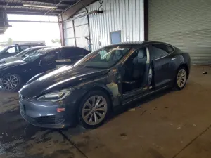Tesla Model S 2017