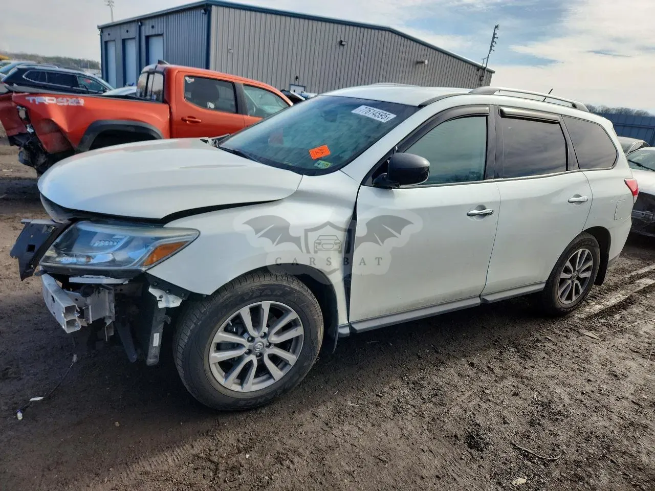 Nissan Pathfinder S 3.5L 6 2016