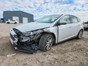 Ford Focus SE 2.0L 4 2016