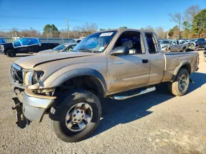 Toyota Tacoma XTRACAB PRERUNNER 3.4L 6 2003