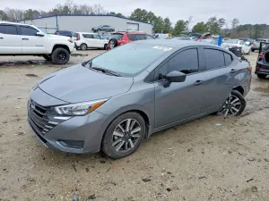 Nissan Versa S 1.6L 4 2025