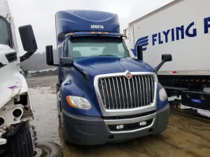International LT Series 15.0L 6 2020