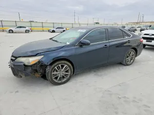 Toyota Camry LE 2.5L 4 2015