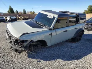 Ford Bronco 2.7L 6 2024