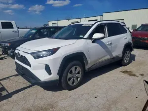 Toyota Rav4 LE 2.5L 4 2021