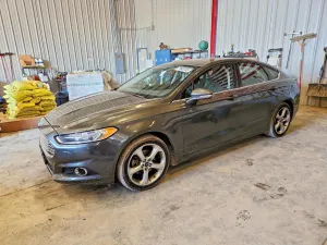 Ford Fusion SE 2.5L 4 2015