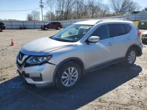 Nissan Rogue S 2.5L 4 2018