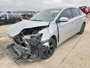 Nissan Sentra S 1.8L 4 2019