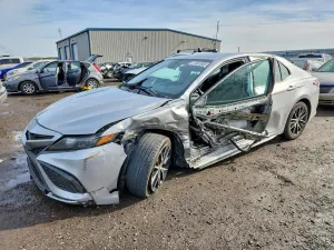 Toyota Camry 2.5L 4 2021