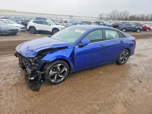 Hyundai Elantra 2.0L 4 2022