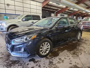 Hyundai Sonata SE 2.4L 4 2018