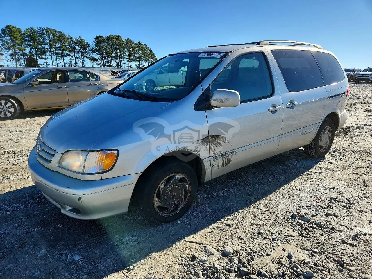 Toyota Sienna LE 3.0L 6 2002