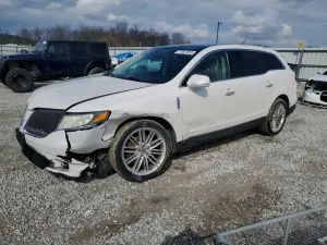 Lincoln MKT 3.5L 6 2013