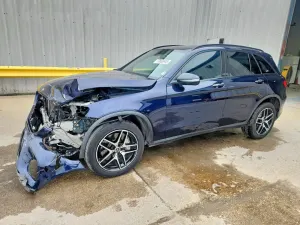 Mercedes-Benz GLC 300 4MATIC 2.0L 4 2018