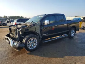 Nissan Titan 5.6L 8 2021