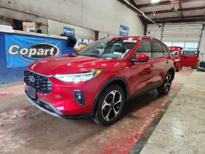 Ford Escape 2.0L 4 2025