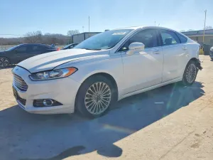 Ford Fusion TITANIUM 2.0L 4 2015