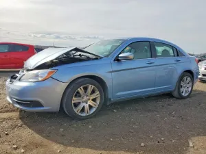 Chrysler 200 TOURING 2.4L 4 2012