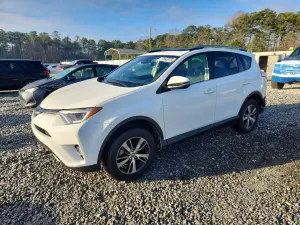 Toyota Rav4 XLE 2.5L 4 2017