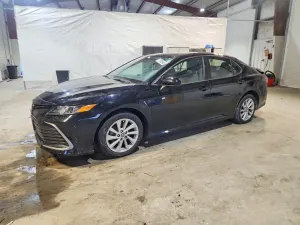 Toyota Camry LE 2.5L 4 2023