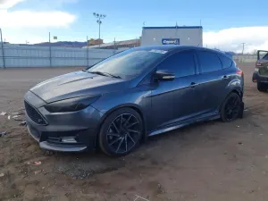 Ford Focus ST 2.0L 4 2017