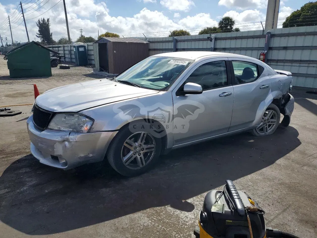 Dodge Avenger 2.4L 4 2010