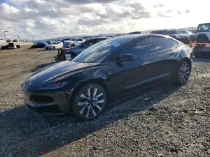 Tesla Model 3 2024