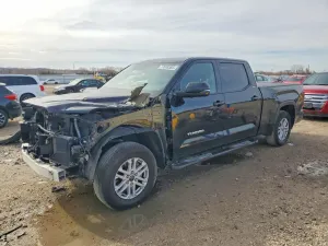 Toyota Tundra CREWMAX SR5 3.4L 6 2022