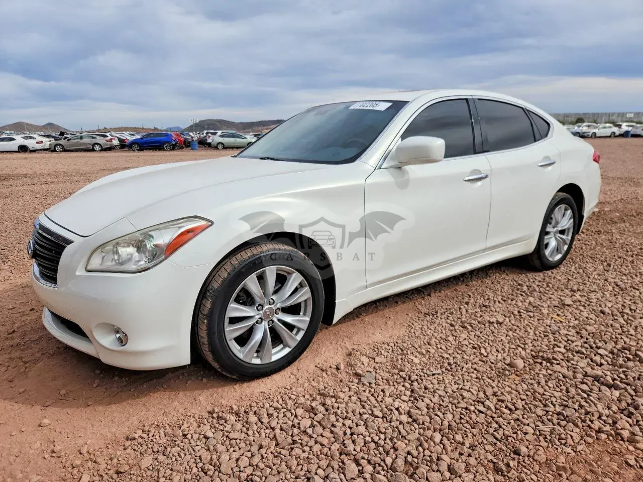 Infiniti M56 X 5.6L 8 2011