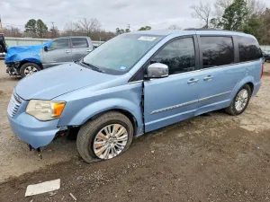 Chrysler Town & Country TOURING L 3.6L 6 2013