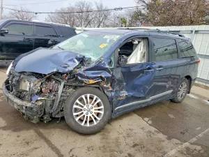 Toyota Sienna XLE 3.5L 6 2020