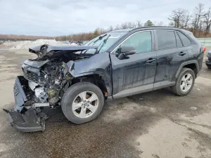 Toyota Rav4 XLE 2.5L 4 2019