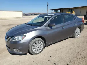 Nissan Sentra S 1.8L 4 2017