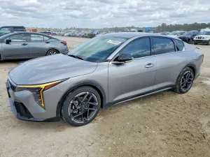 Kia K4 GT LINE 2.0L 4 2025