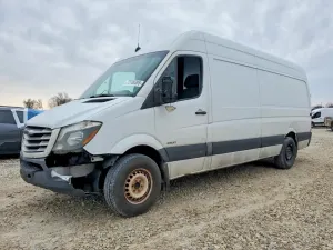 Freightliner Sprinter 2500 2.1L 4 2014