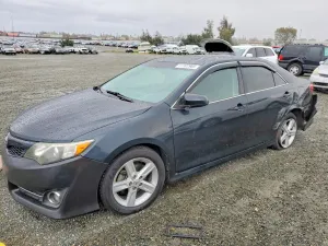 Toyota Camry 2.5L 4 2014