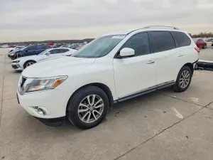 Nissan Pathfinder S 3.5L 6 2015