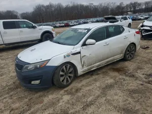Kia Optima LX 2.4L 4 2015