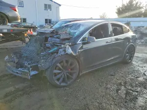 Tesla Model X 2018