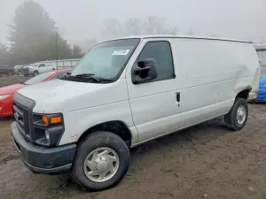 Ford Econoline E350 SUPER DUTY VAN 5.4L 8 2011