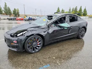 Tesla Model 3 2023