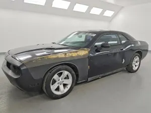 Dodge Challenger 3.6L 6 2012