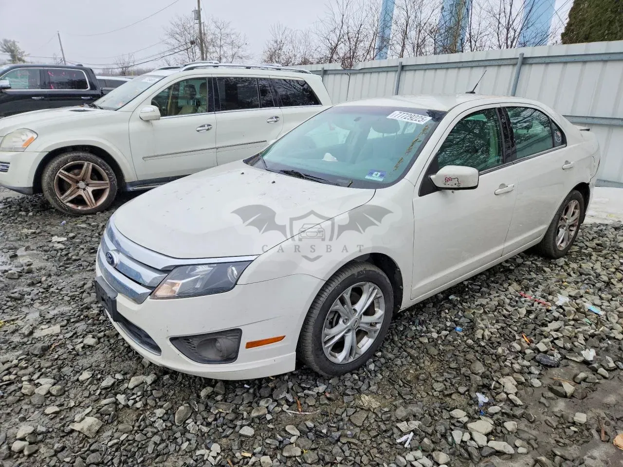 Ford Fusion SE 3.0L 6 2012
