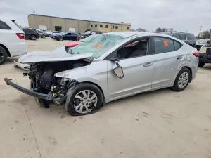 Hyundai Elantra SE 2.0L 4 2018