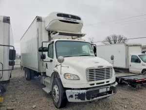 Freightliner Business Class M2 106 MEDIUM DUTY 9.0L 6 2020