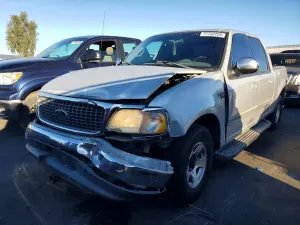 Ford F-150 SUPERCREW 5.4L 8 2002