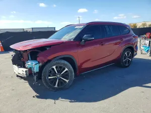 Toyota Highlander XSE 3.5L 6 2021