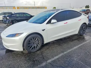 Tesla Model 3 2024